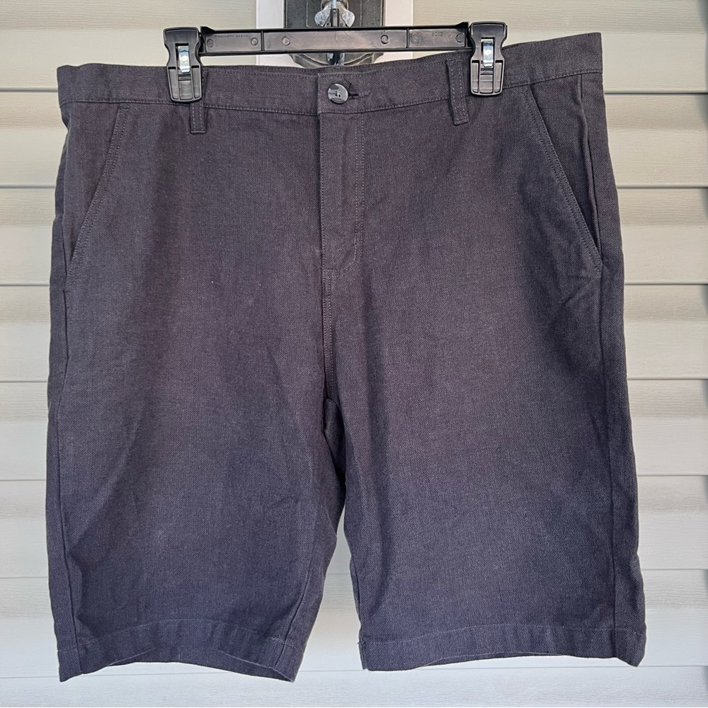 Verdo Mens Shorts Gray Skater Size 36 Linen Cotton